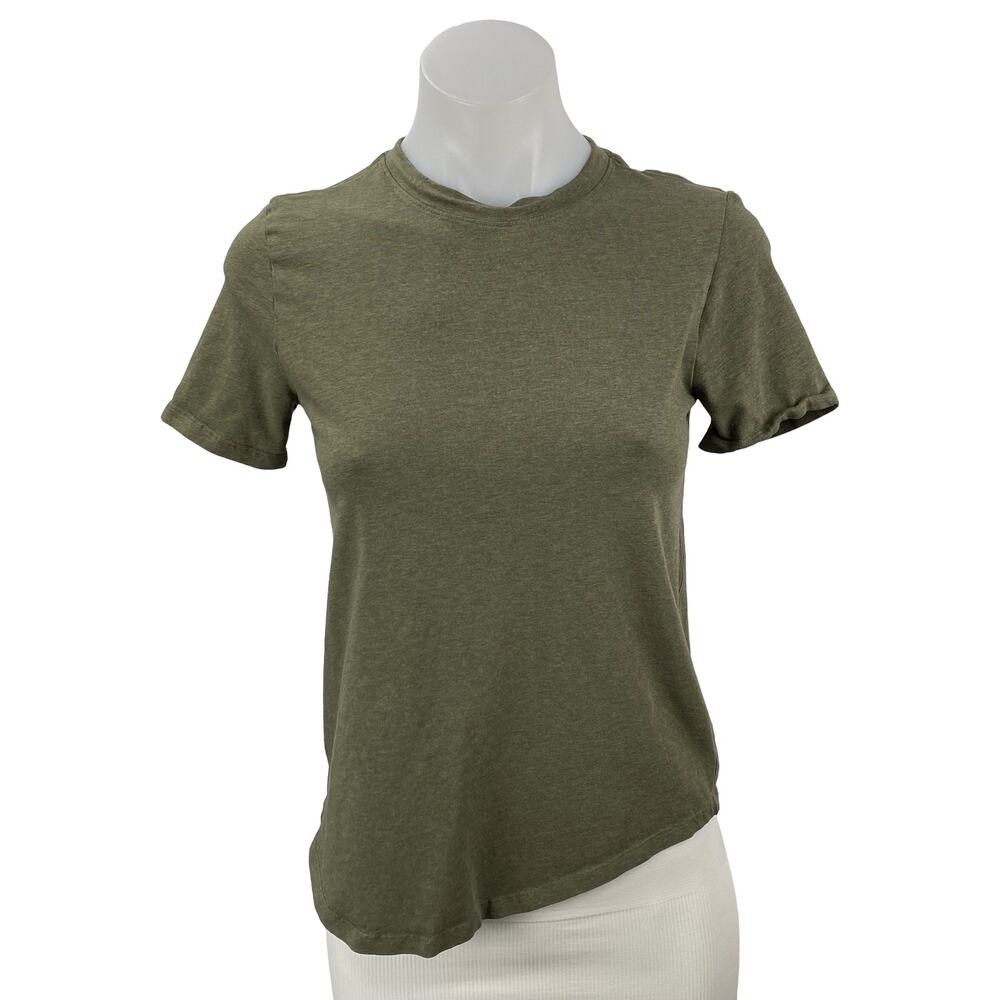 Lululemon Women's Army Green Yoga Short Sleeve Athletic T Shirt Tee Top Size 2